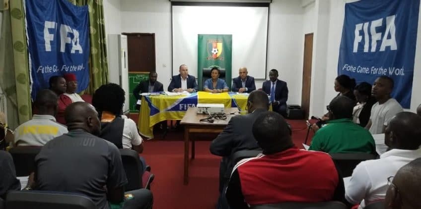 Deux instructeurs de la FIFA à la FECAFOOT