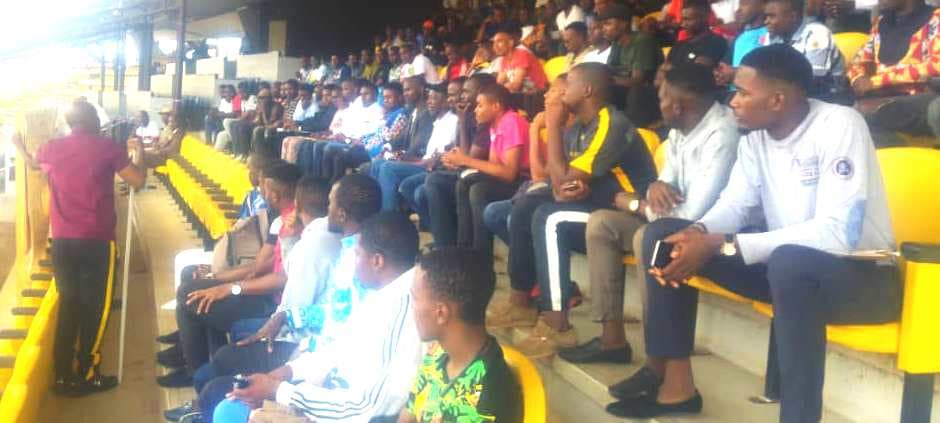 La FECAFOOT veut améliorer la sécurité des matches