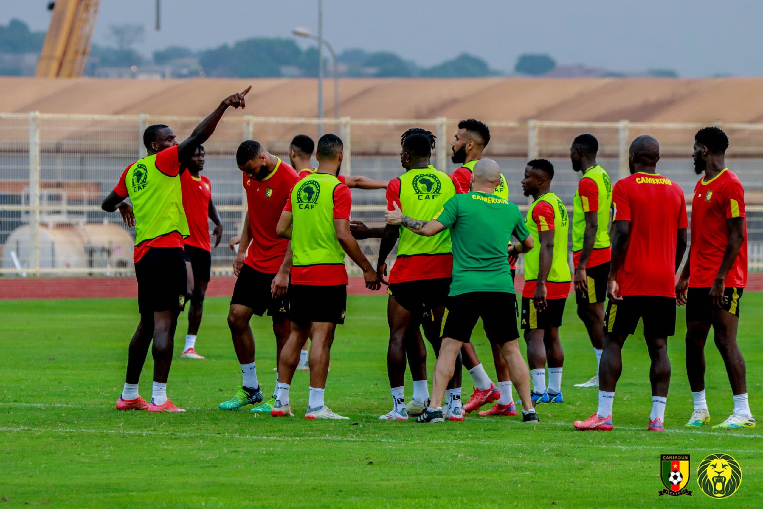 LISTE DES JOUEURS PRESELECTIONNES POUR LA DOUBLE CONFRONTATION CAMEROUN vs ALGERIE COMPTANT POUR LES BARRAGES DE LA COUPE DU MONDE QATAR 2022