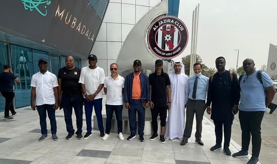 Coupe du monde Qatar 2022 : Samuel Eto’o visite les sites d’Abu Dhabi et Dubaï