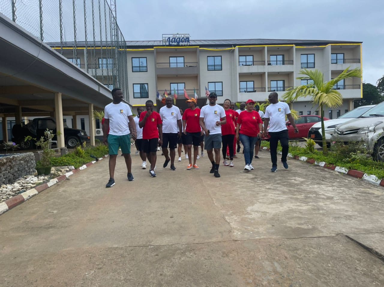 FECAFOOT:Samuel ETO’O et les employés à Kribi pour un Team building