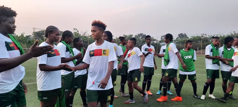 Barrages #FIFAWWC2023: Les Lionnes en stage