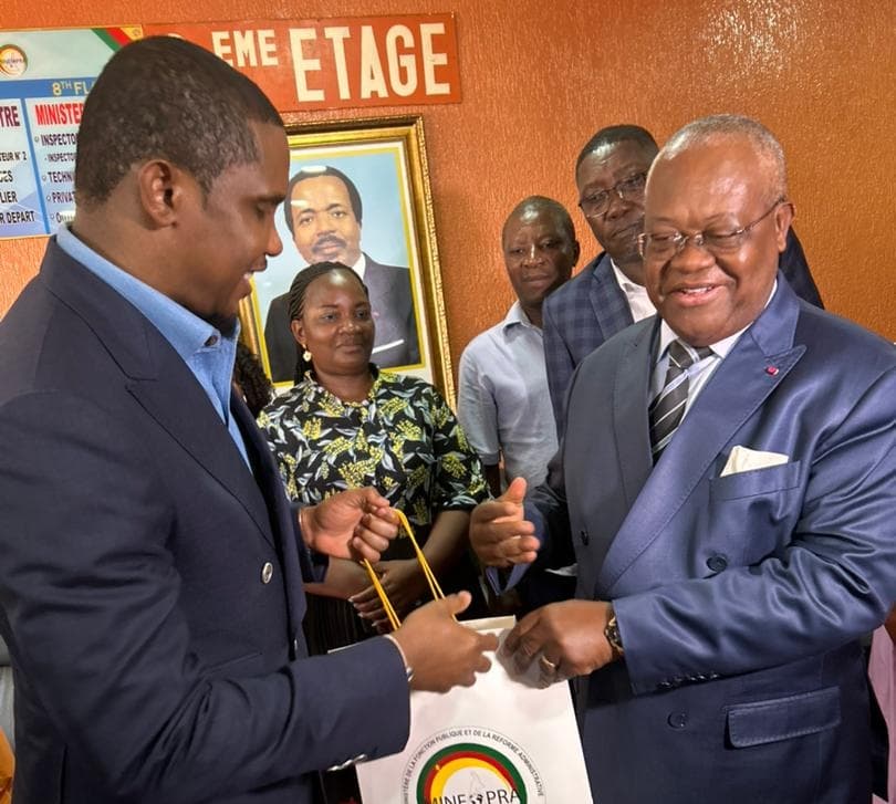 Samuel ETO’O reçu en audience par le ministre de la Fonction publique et de la réforme Administrative