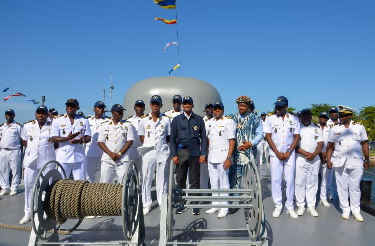 LE PRESIDENT DE LA FECAFOOT AUX COTES DE LA MARINE CAMEROUNAISE A L’OCCASION DU 200e ANNIVERSAIRE DU BRESIL